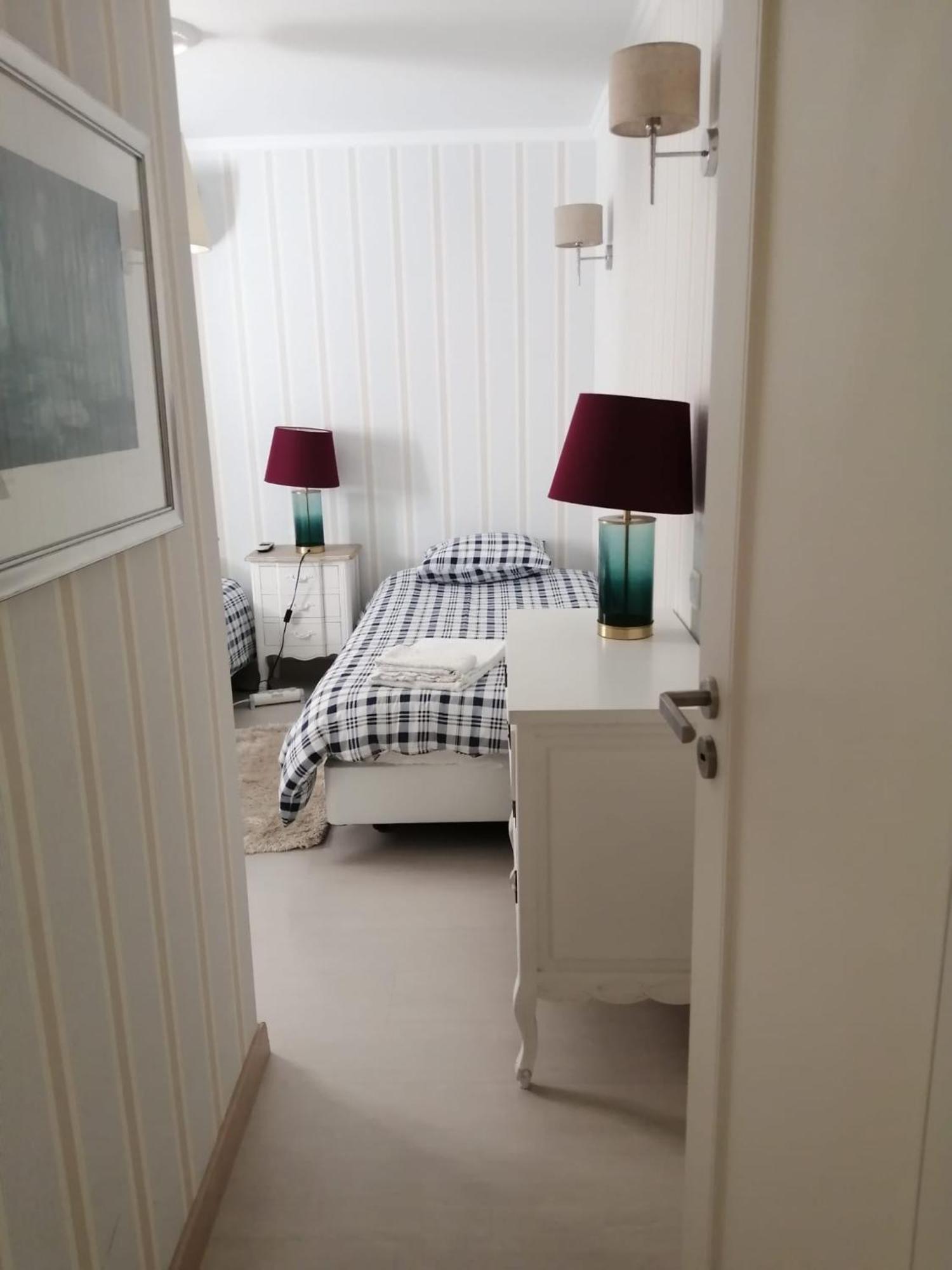 Luxurious Triplex Near The Beach In Estoril Lejlighed Eksteriør billede